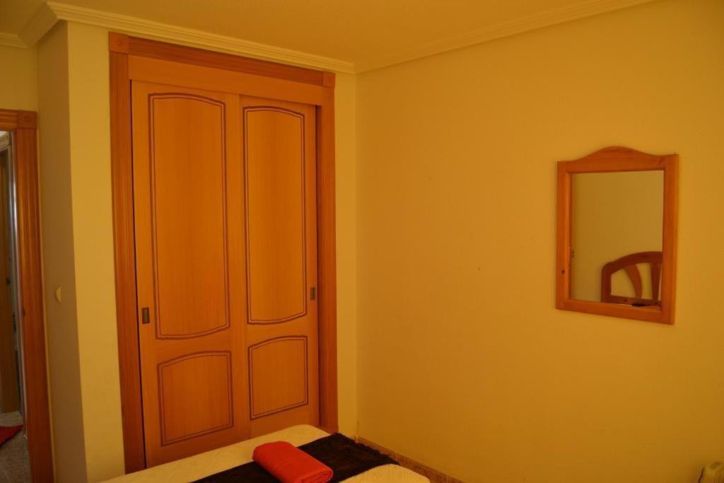 Apartamentos Turisticos Puerto Tomas Maestre La Manga del Mar Menor Rom bilde